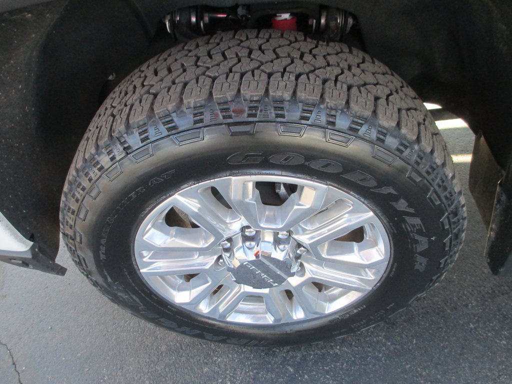 Certified 2023 GMC Sierra 3500 Denali w/ Denali Ultimate Package image 14