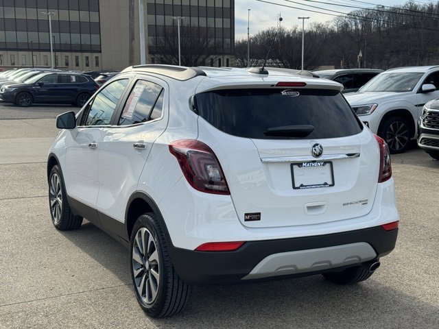 Used 2022 Buick Encore Preferred w/ Safety Package image 3