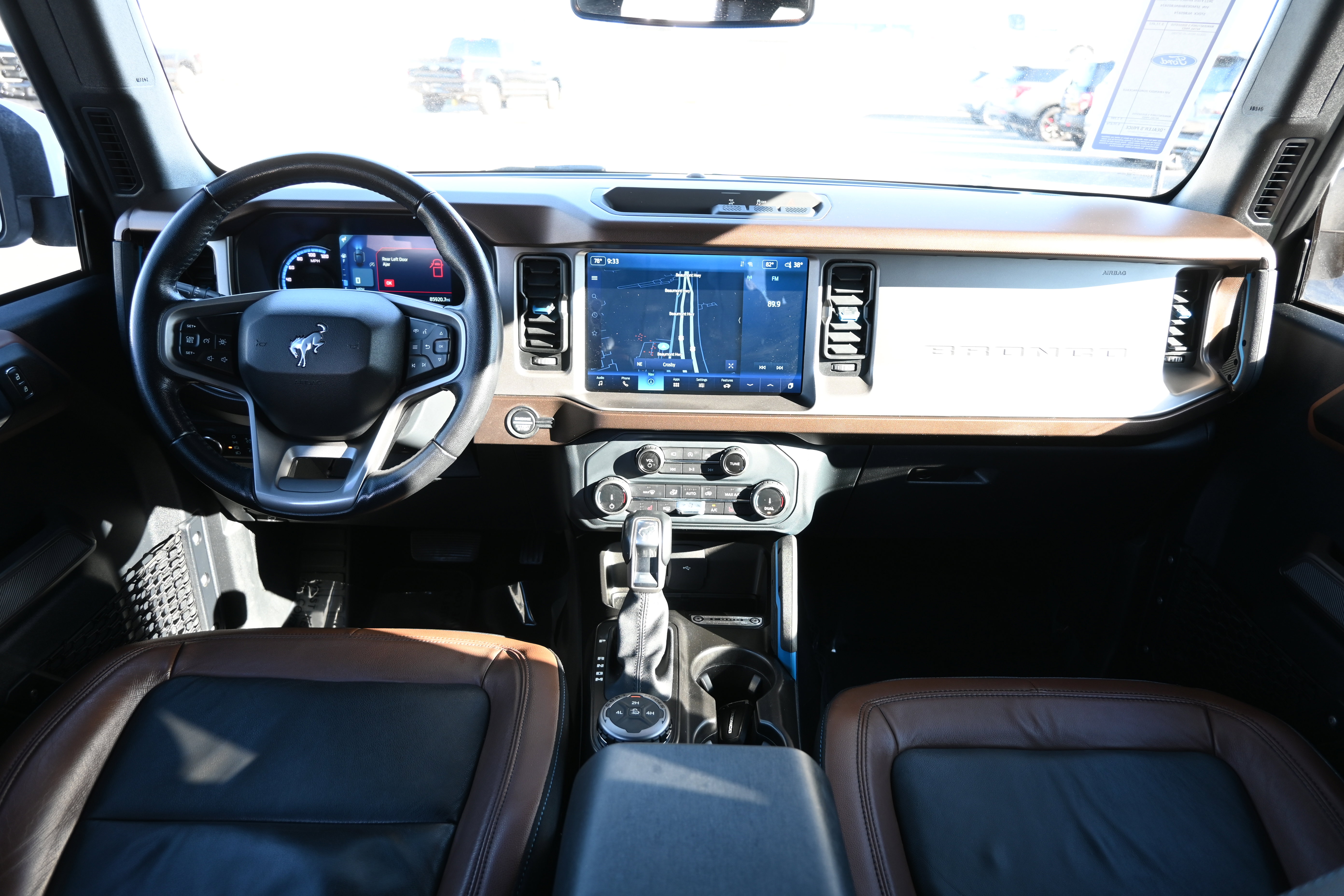 Used 2022 Ford Bronco Outer Banks image 32