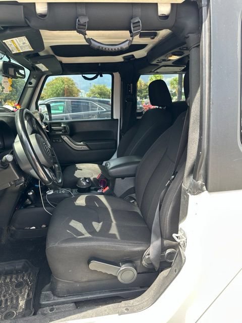 Used 2015 Jeep Wrangler Sport AWD/4WD image 6