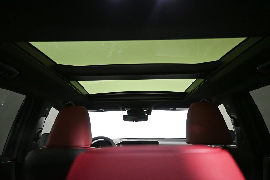 Used 2025 Lexus NX 300h AWD w/ Luxury Package image 18