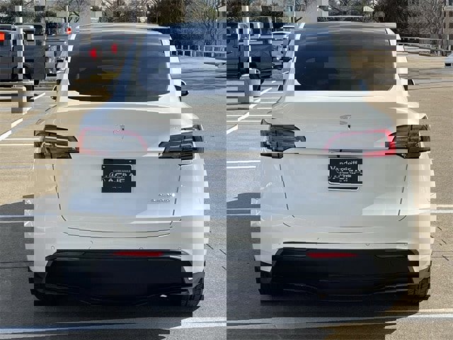 Used 2021 Tesla Model Y Long Range image 5