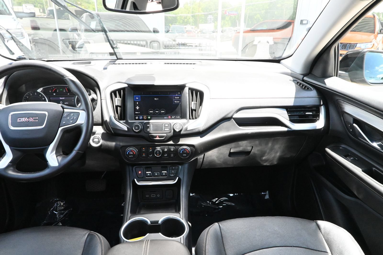 Used 2021 GMC Terrain SLT w/ LPO, 'HIT The Road' Package FWD image 32