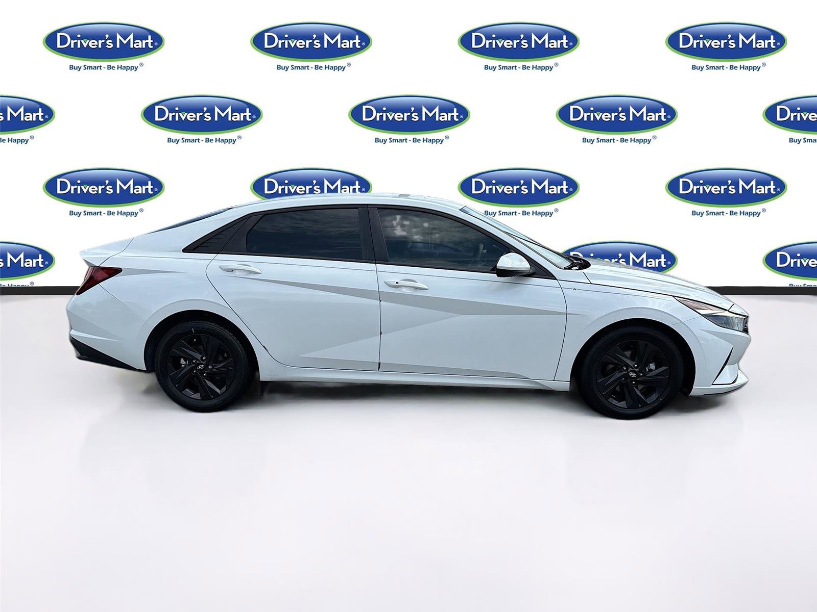 Used 2022 Hyundai Elantra SEL FWD image 8