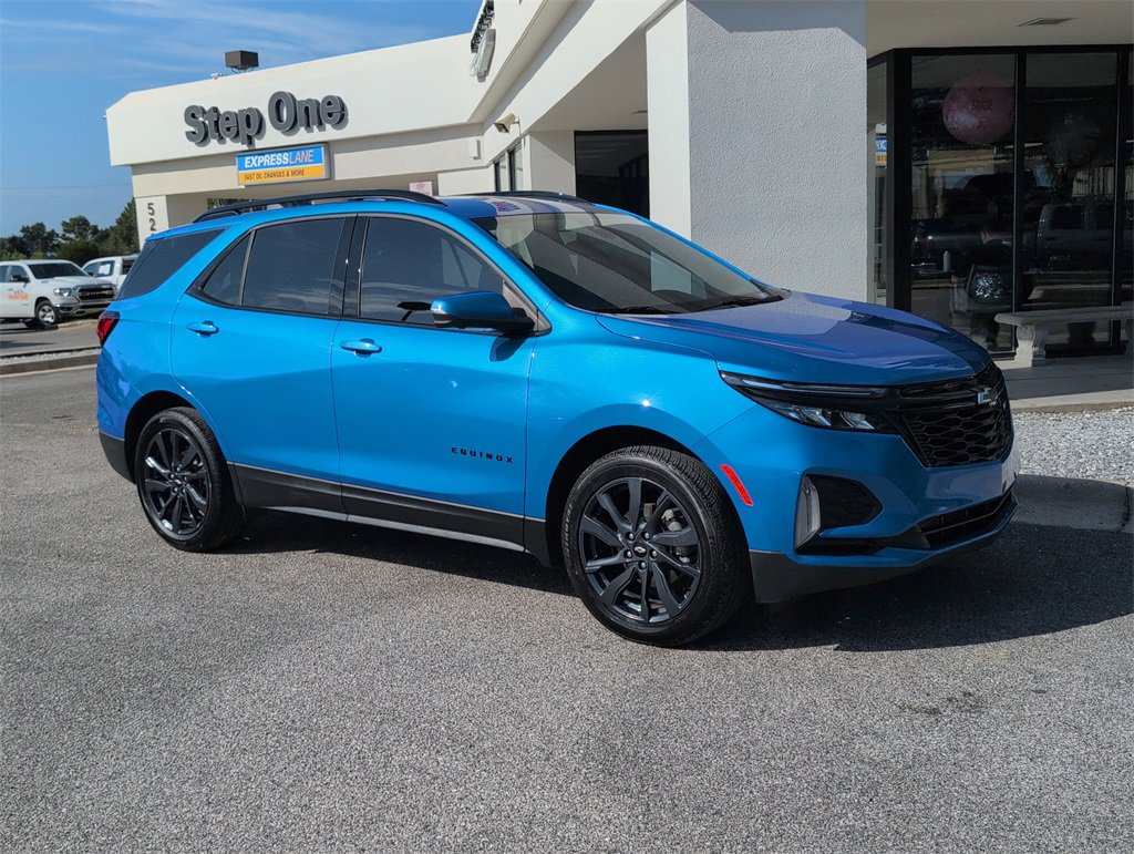 Used 2024 Chevrolet Equinox RS w/ RS Leather Package