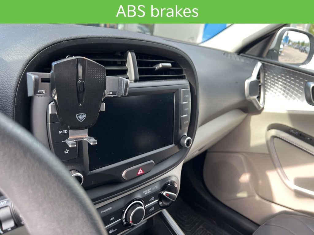 Used 2025 Kia Soul LX FWD image 19