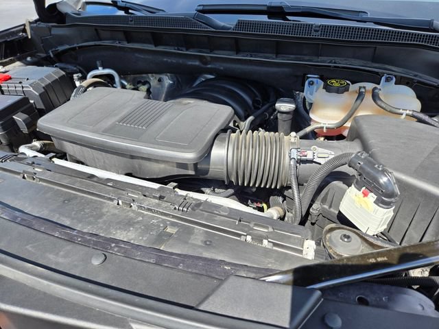 Used 2023 Chevrolet Suburban Premier AWD/4WD image 22