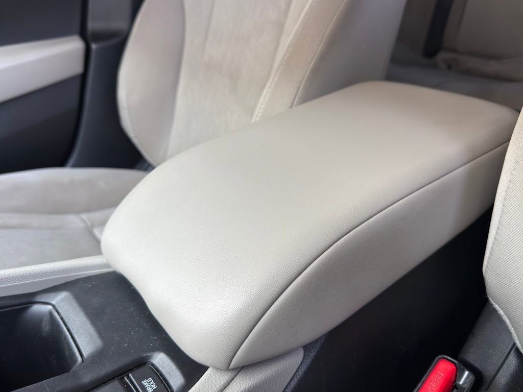 Used 2024 Honda Accord LX image 19