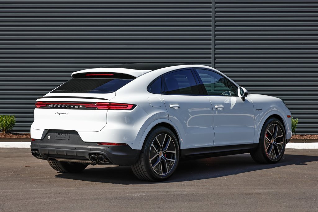 New 2026 Porsche Cayenne S image 7