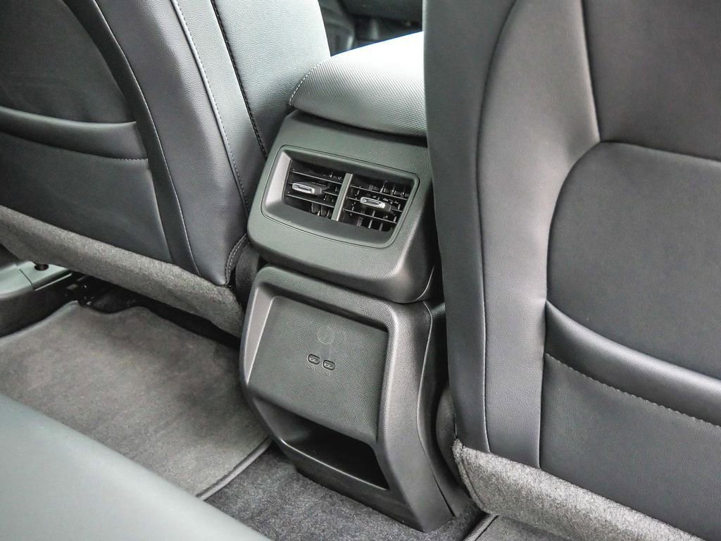 New 2024 Chevrolet Equinox EV LT AWD/4WD image 29