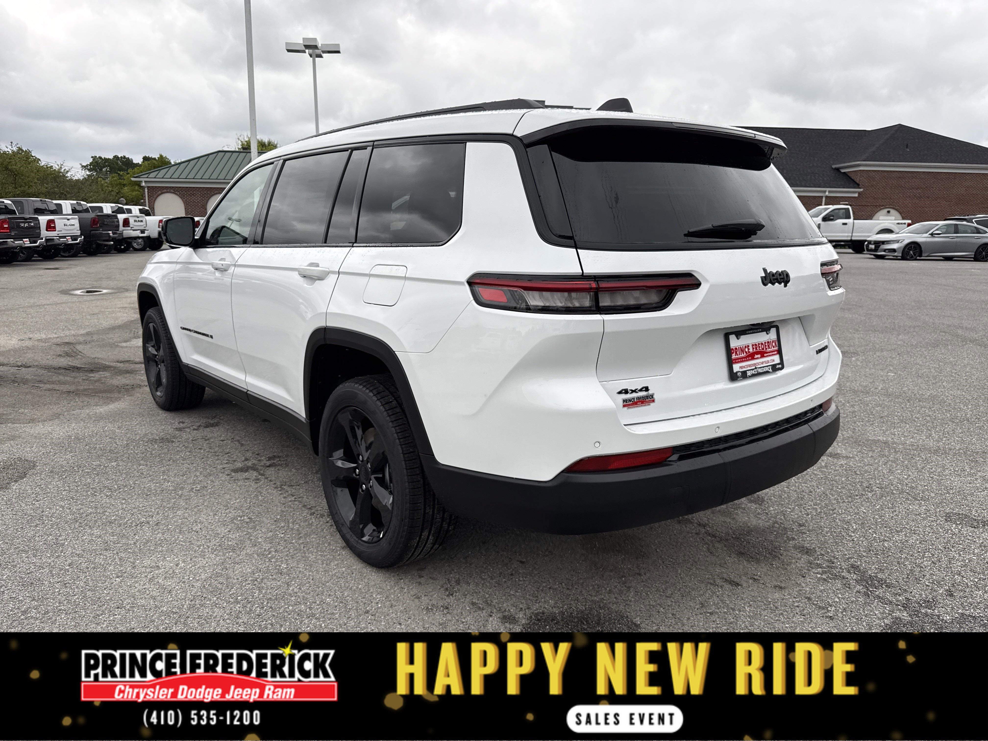 New 2025 Jeep Grand Cherokee L Limited w/ Black Appearance Package image 5