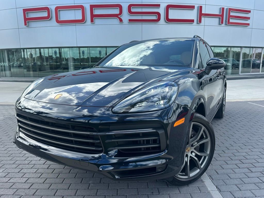 Certified 2023 Porsche Cayenne Platinum Edition image 1