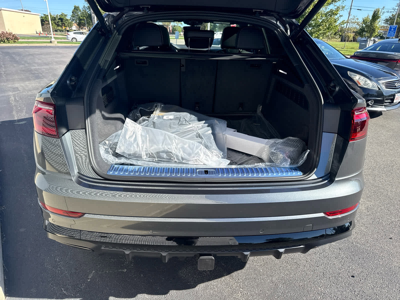 New 2025 Audi Q8 Premium Plus image 31