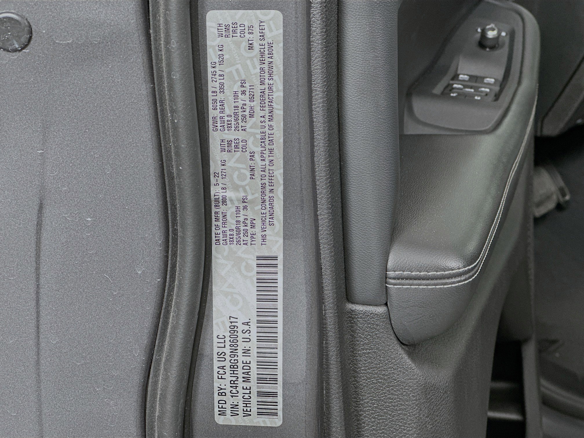 Used 2022 Jeep Grand Cherokee Limited image 12