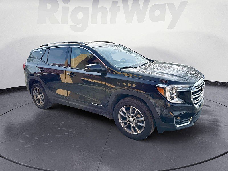 Used 2024 GMC Terrain SLT image 7