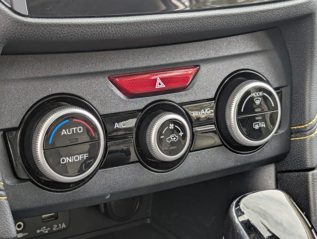 Used 2022 Subaru Crosstrek 2.5i Sport w/ Moonroof Package image 19