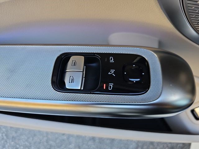 Used 2026 Mercedes-Benz CLE 300 4MATIC Coupe image 30