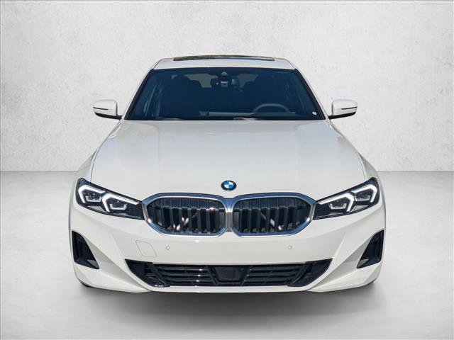 Used 2025 BMW 330i Sedan w/ Premium Package RWD image 5