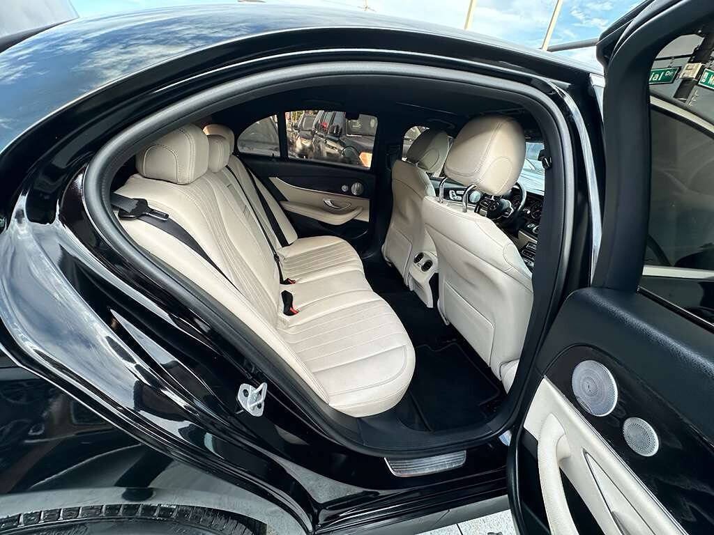 Used 2019 Mercedes-Benz E 300 4MATIC image 14