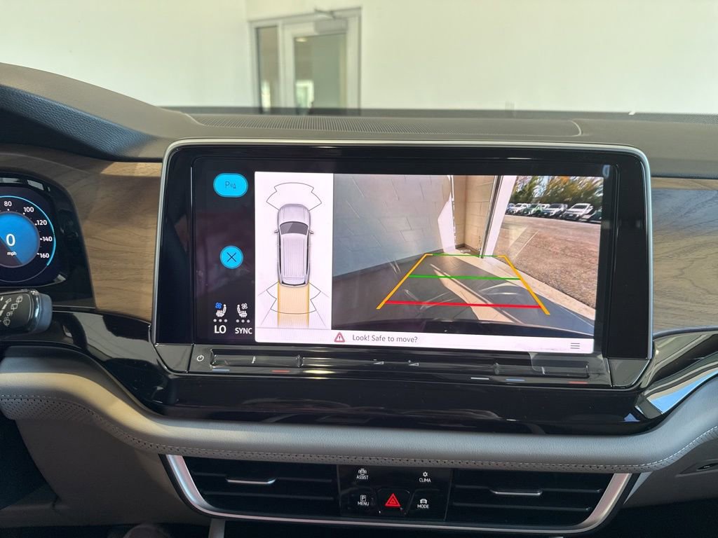 New 2026 Volkswagen Atlas SE image 23