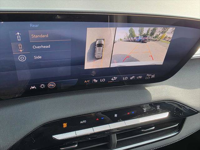 Used 2025 Buick Enclave Preferred AWD/4WD image 28