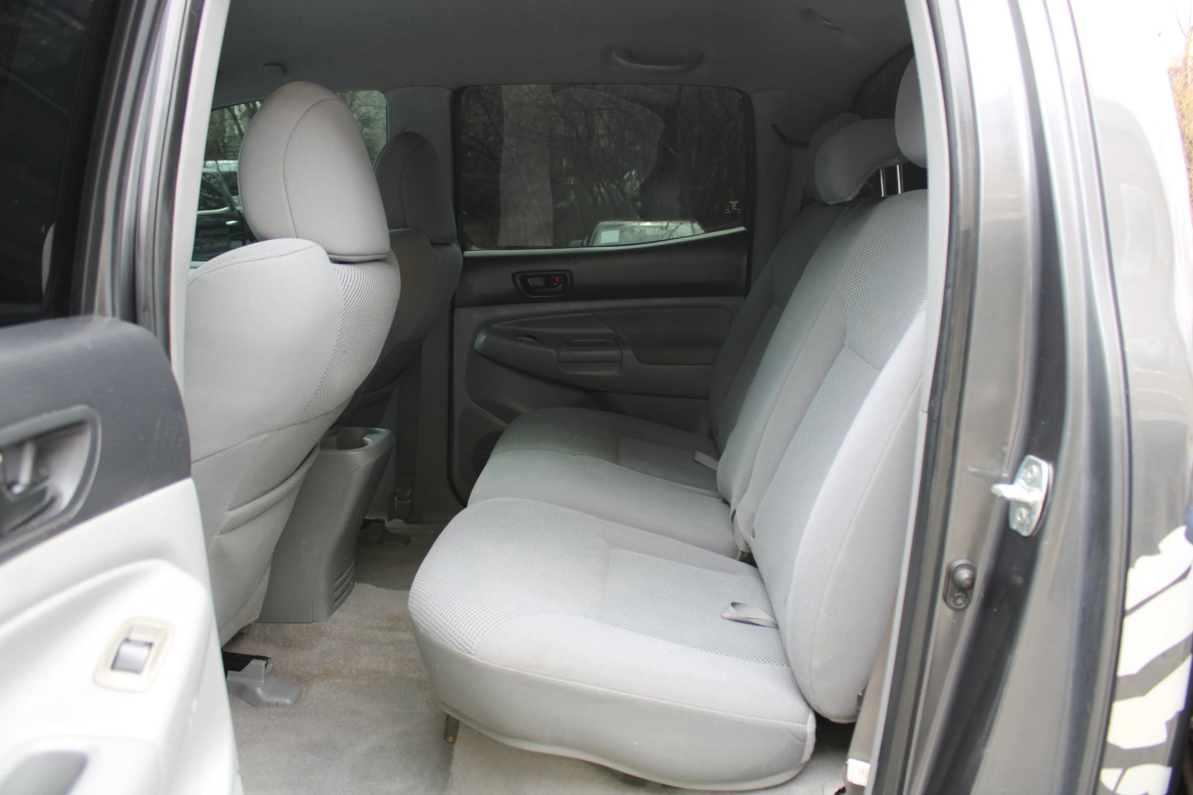 Used 2011 Toyota Tacoma PreRunner w/ TRD Sport Pkg w/JBL Audio image 17