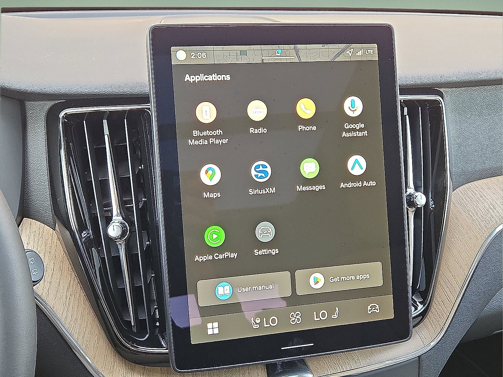 New 2026 Volvo XC60 B5 Core AWD/4WD image 19