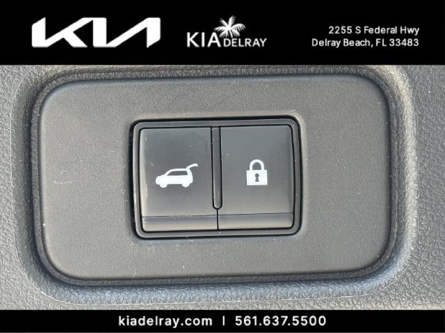 Used 2024 Nissan Pathfinder SL AWD/4WD image 9