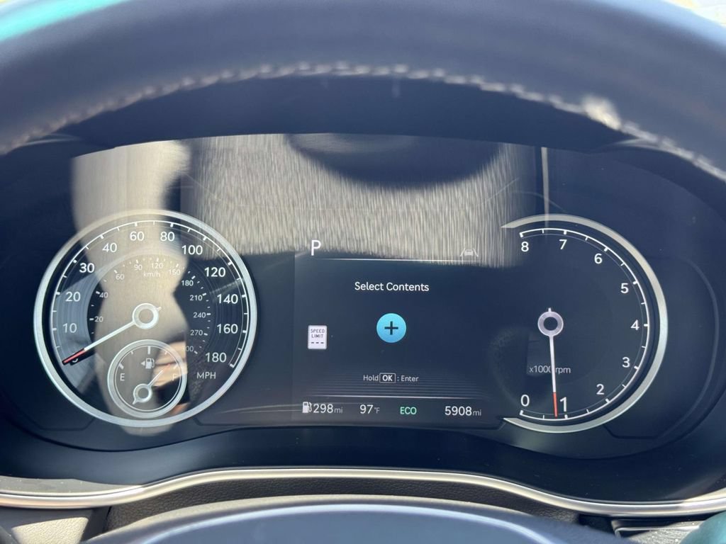Certified 2026 Genesis G70 2.5T AWD/4WD image 24