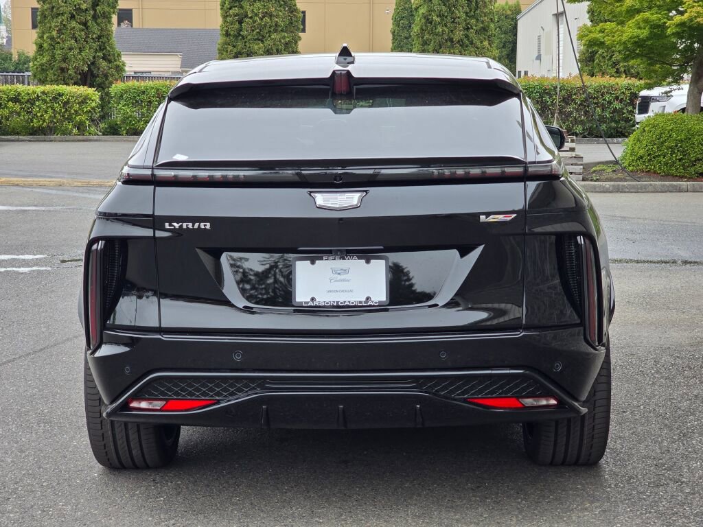 New 2026 Cadillac Lyriq V image 6