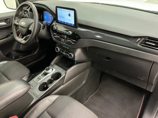 Used 2023 Ford Escape ST-Line w/ Equipment Group 301A image 19