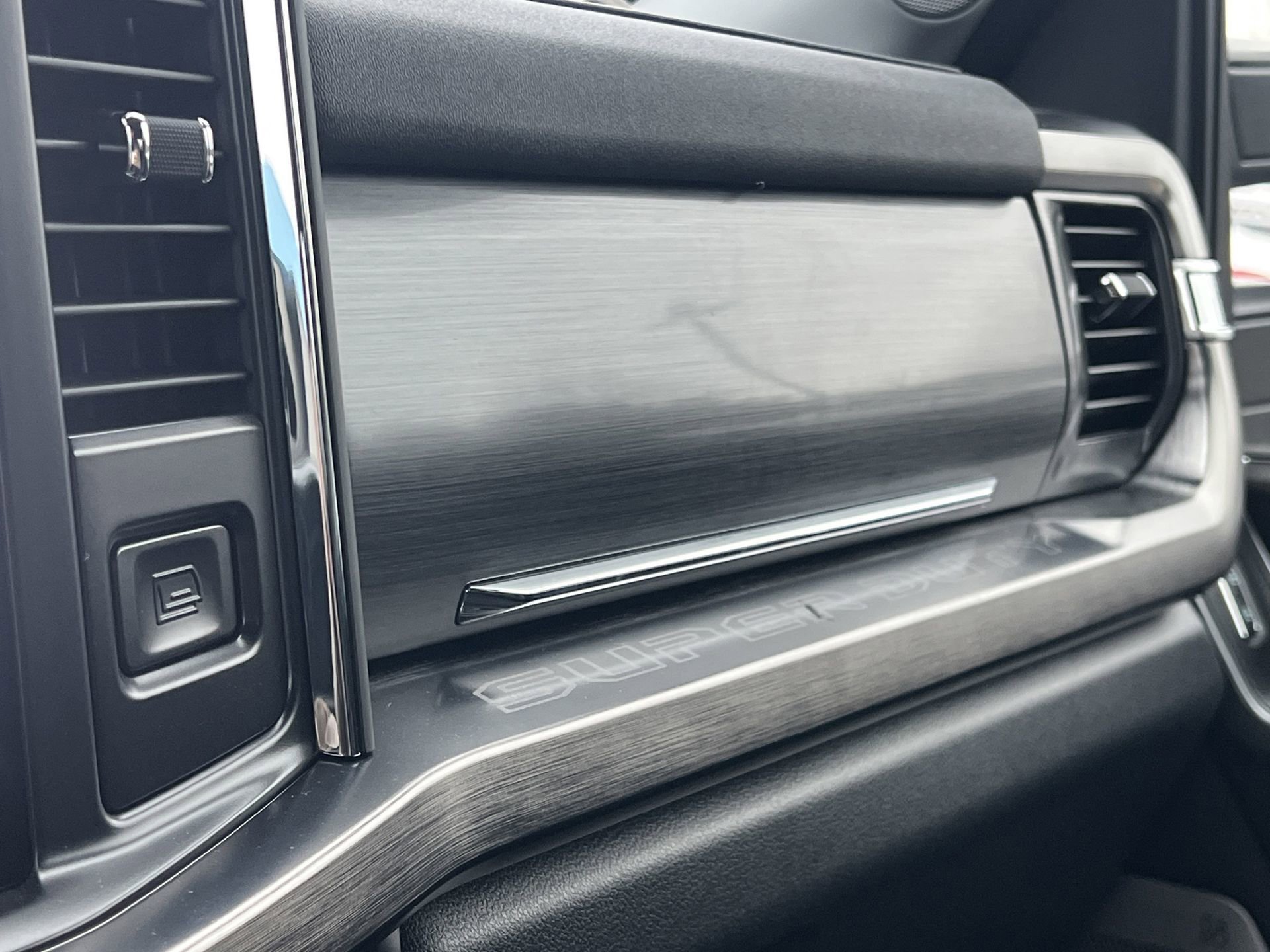 New 2025 Ford F350 Lariat w/ Lariat Ultimate Package image 11