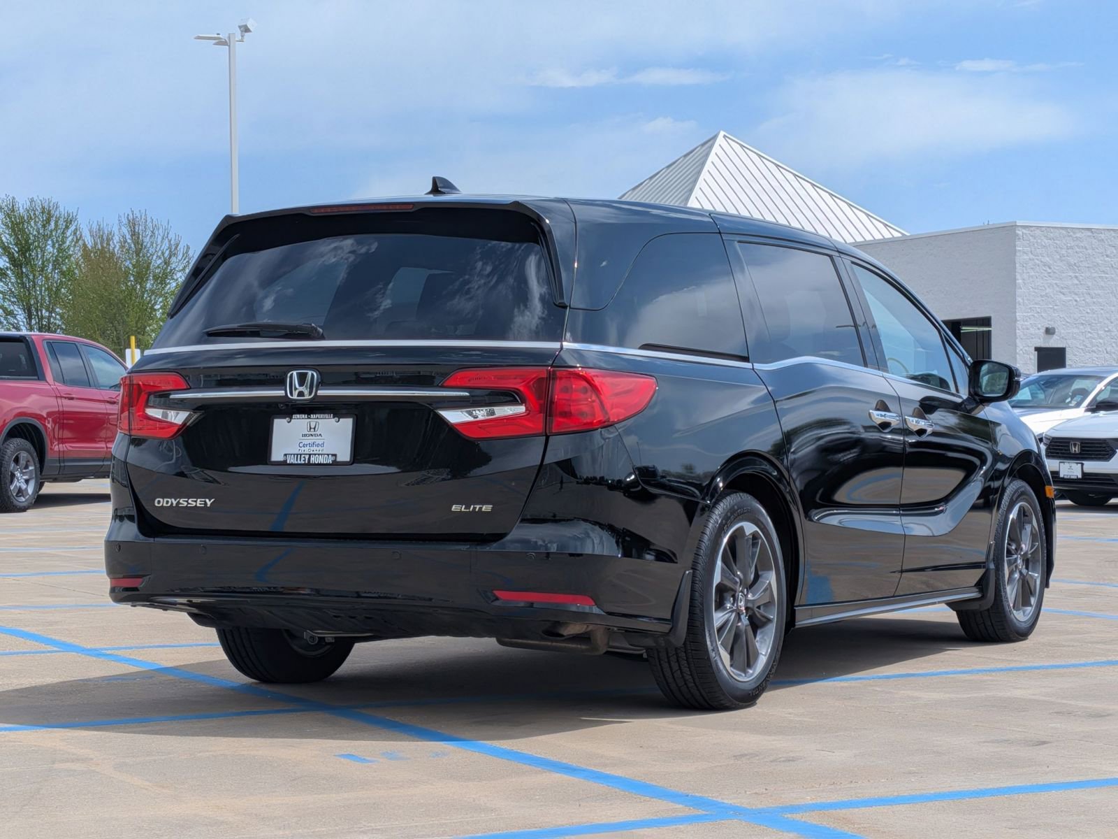 Certified 2023 Honda Odyssey Elite image 6