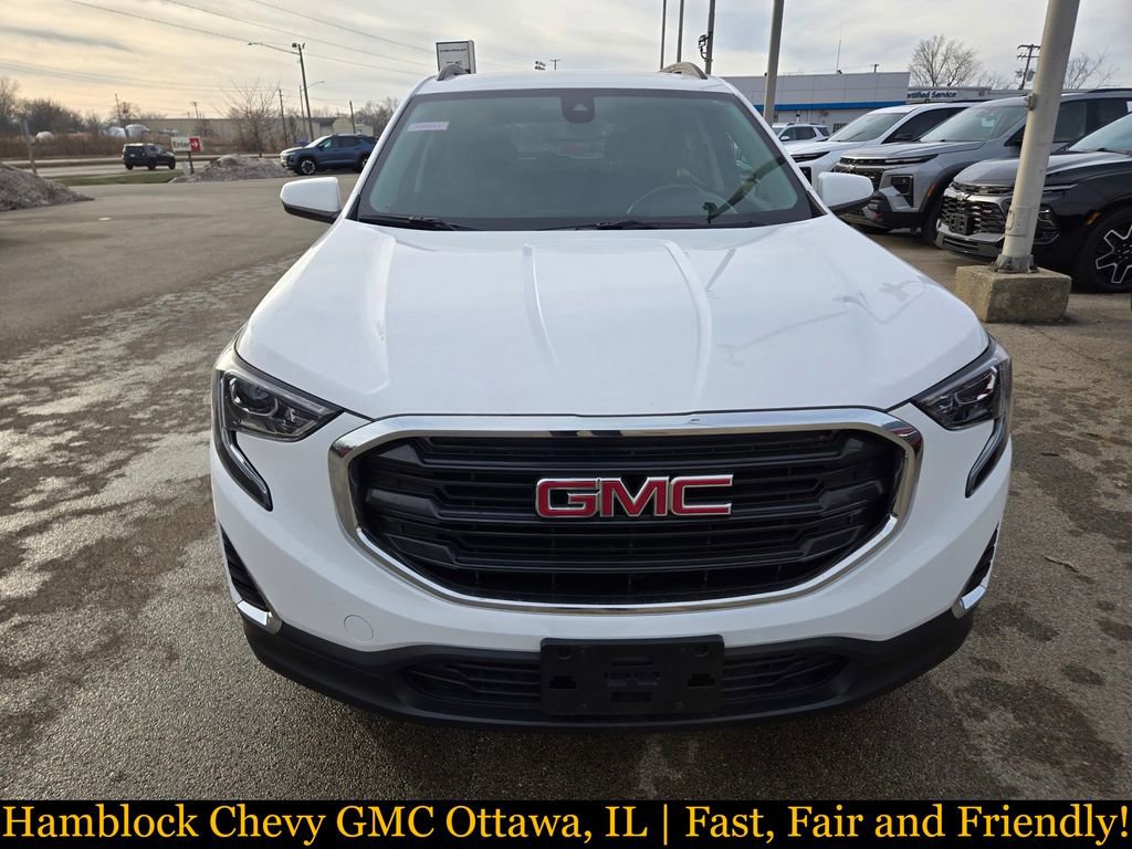Used 2020 GMC Terrain SLE w/ Driver Convenience Package FWD image 3