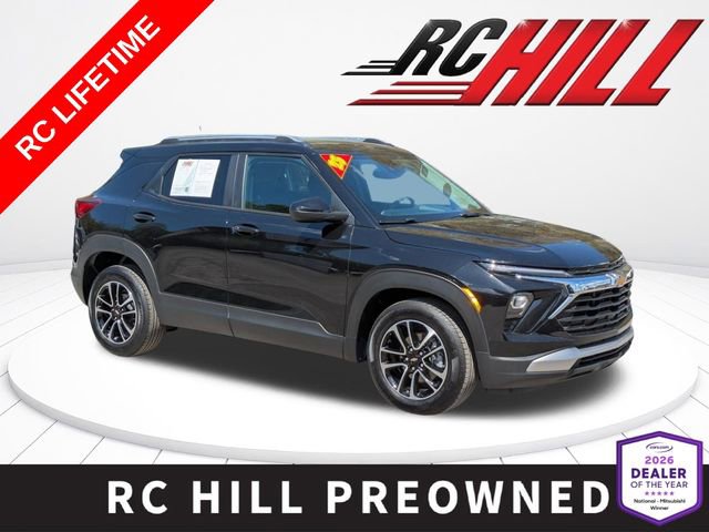 Used 2025 Chevrolet TrailBlazer LT FWD image 1