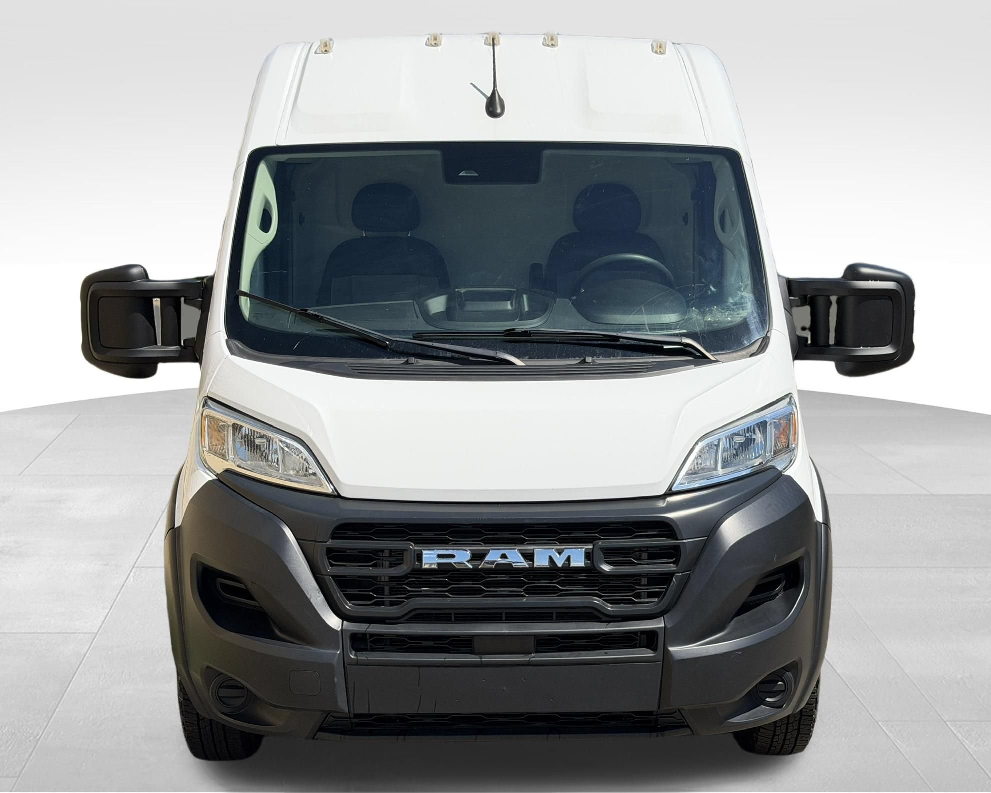 Used 2023 RAM ProMaster 2500 FWD image 2