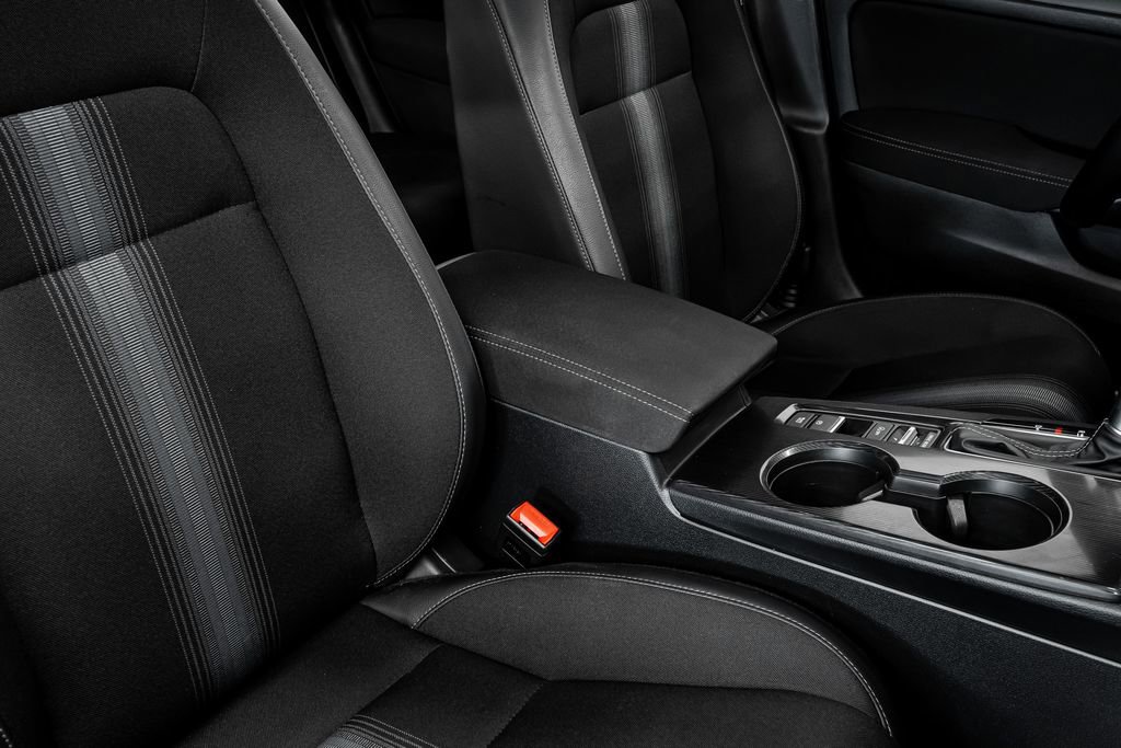 Used 2025 Honda Civic Sport image 27