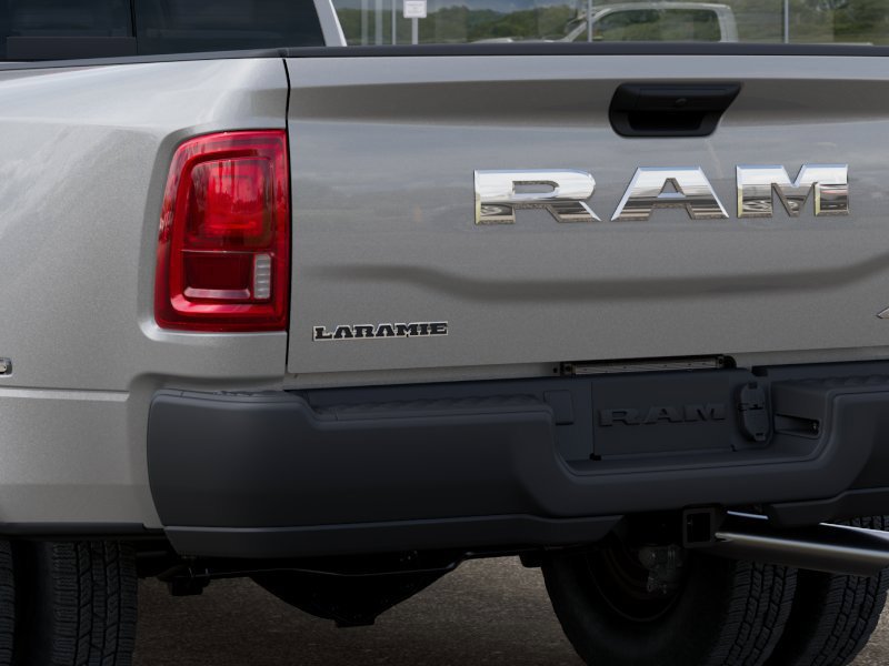New 2026 RAM 3500 Laramie AWD/4WD image 13