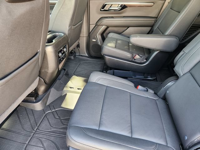 Used 2026 Chevrolet Tahoe Z71 w/ Z71 Off-Road Package AWD/4WD image 31