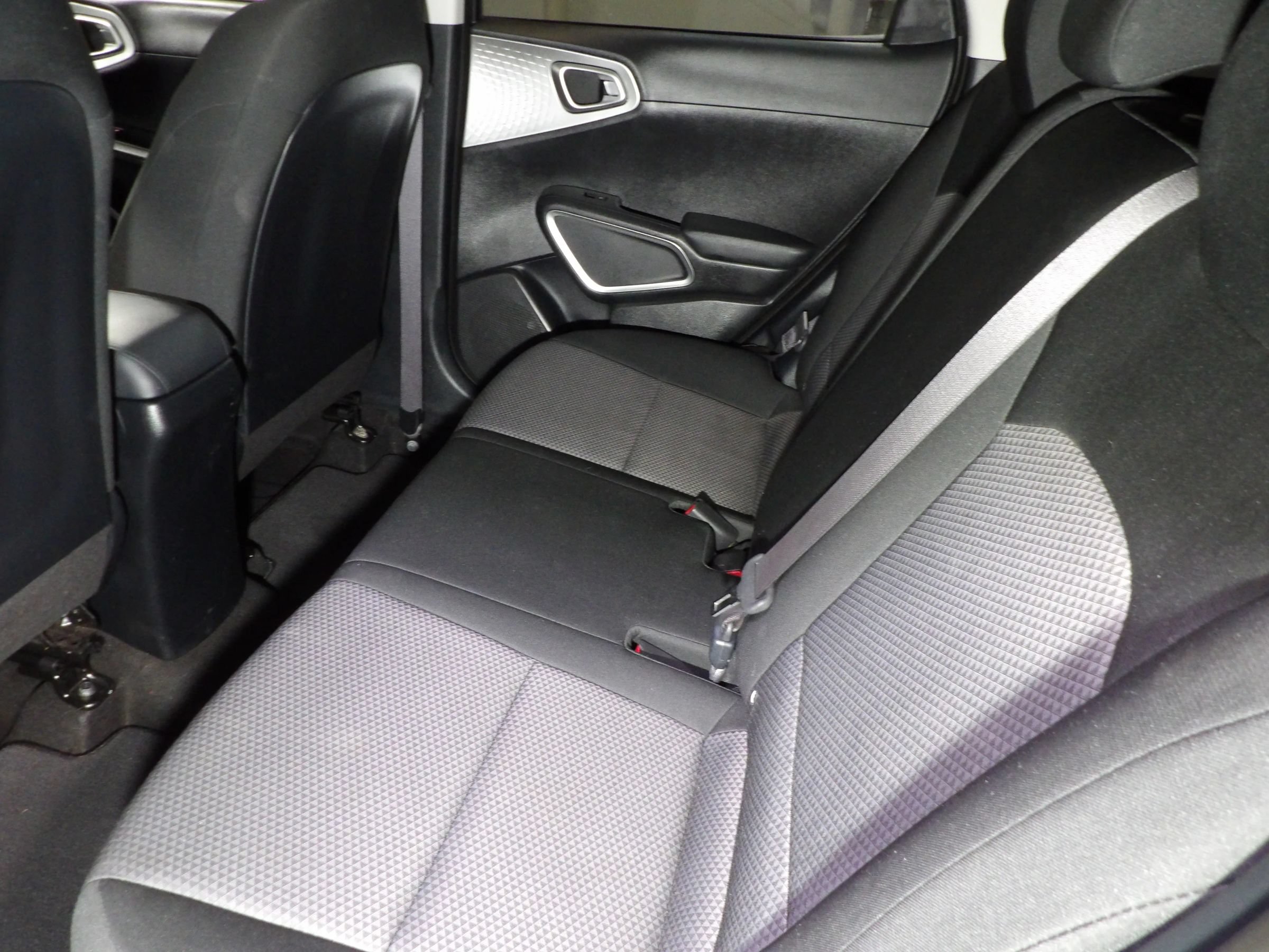 Used 2022 Kia Soul LX FWD image 9