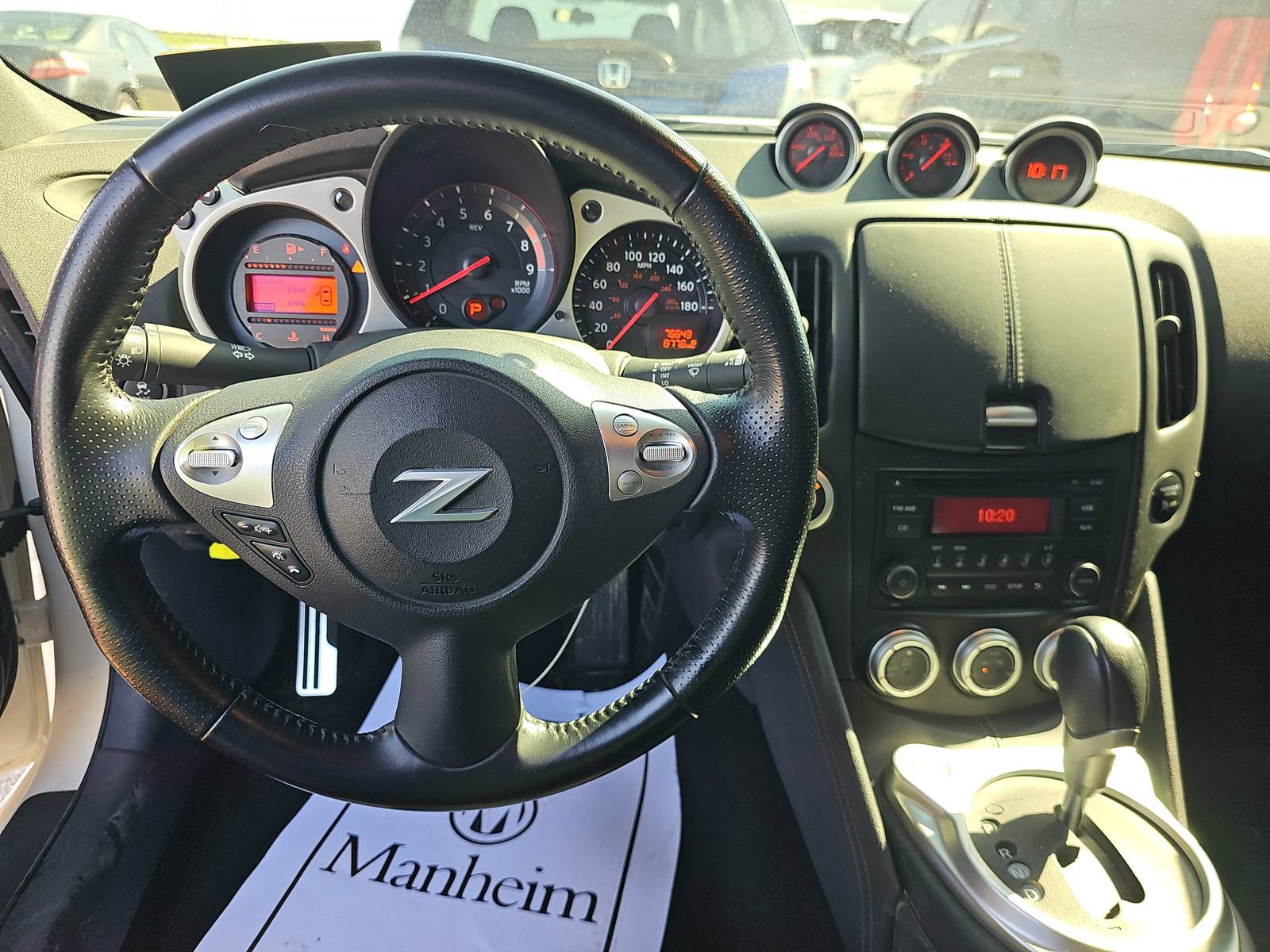 Used 2020 Nissan 370Z Coupe RWD image 7