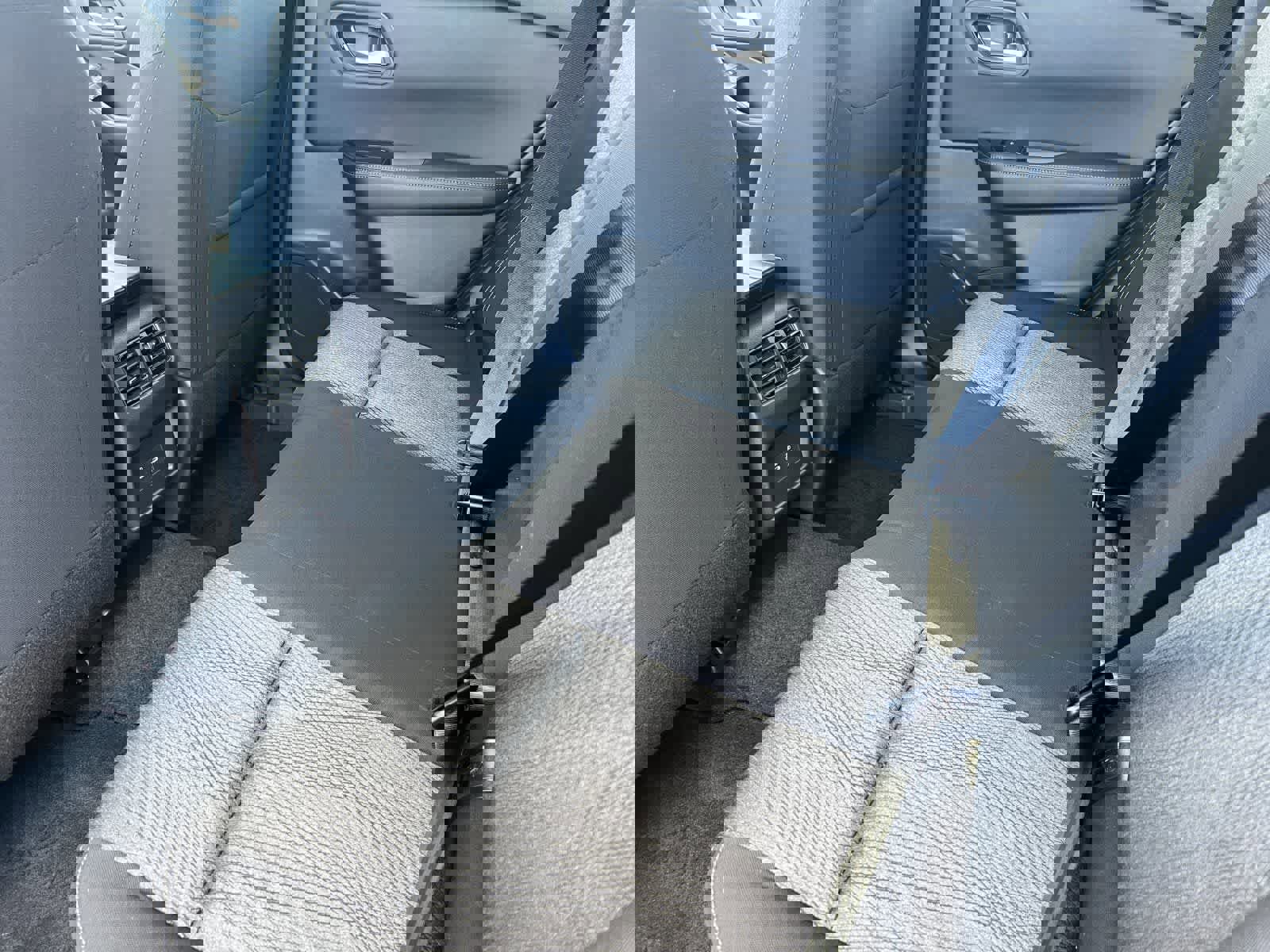 Used 2026 Nissan Rogue SV image 5