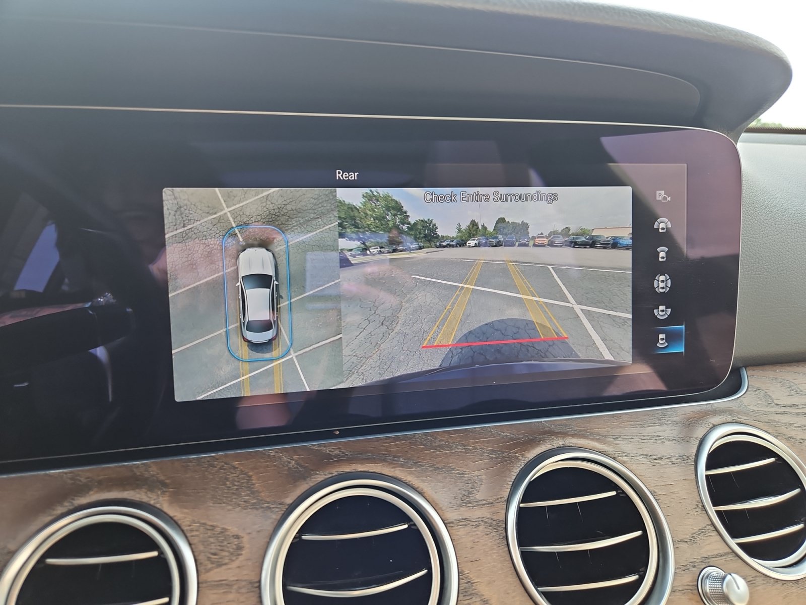 Used 2021 Mercedes-Benz E 350 4MATIC Sedan image 17