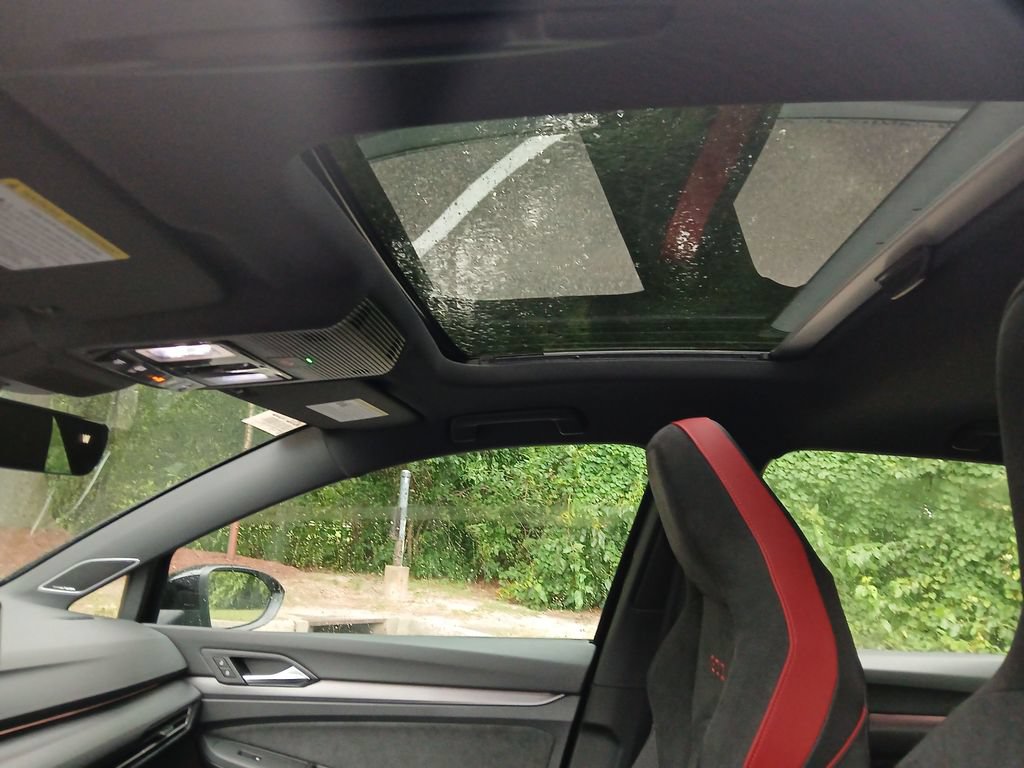 New 2026 Volkswagen GTI SE FWD image 21