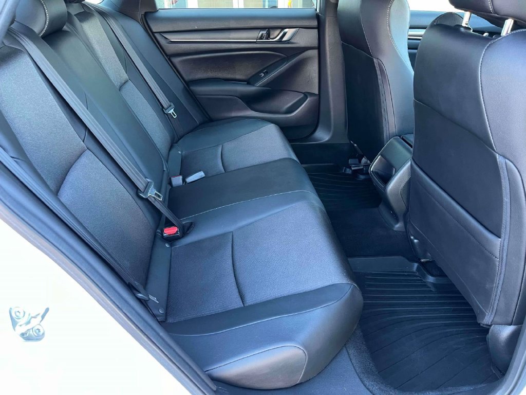 Used 2020 Honda Accord Sport image 18