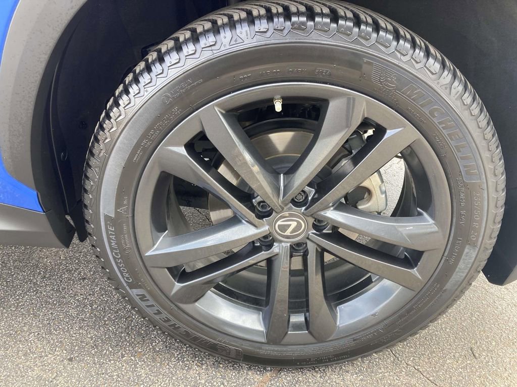 Used 2023 Lexus NX 450h+ AWD w/ Vision Package image 7