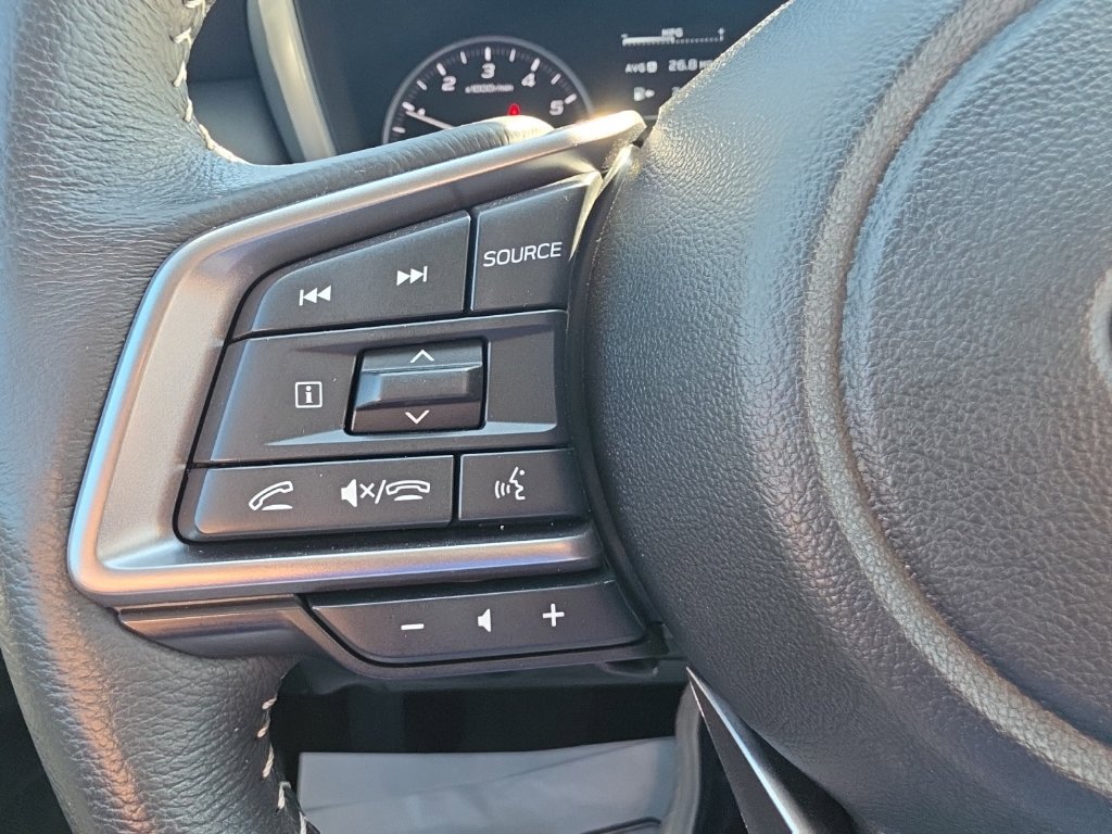 Used 2025 Subaru Outback Limited AWD/4WD image 11
