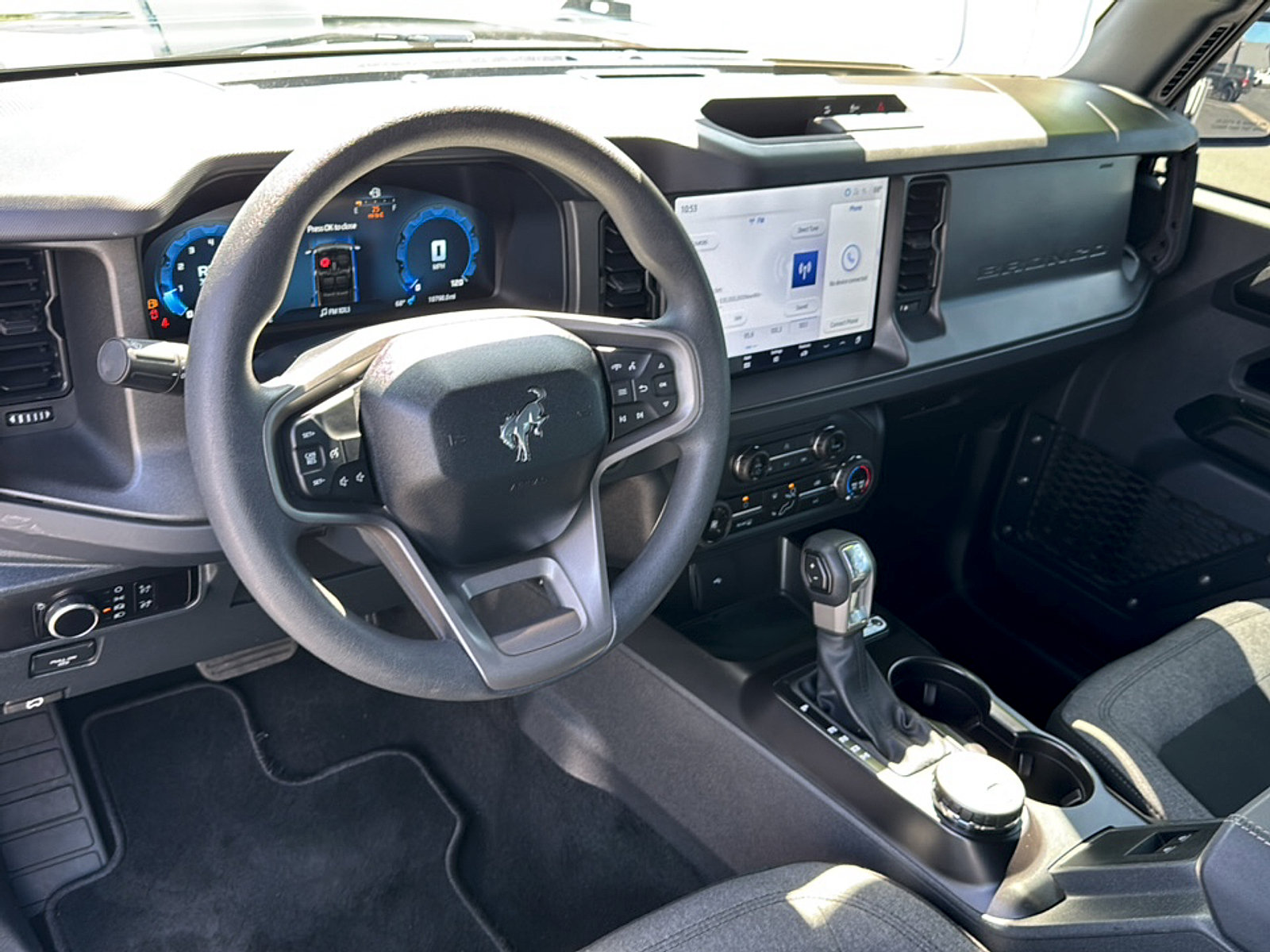 Used 2025 Ford Bronco 2-Door AWD/4WD image 12