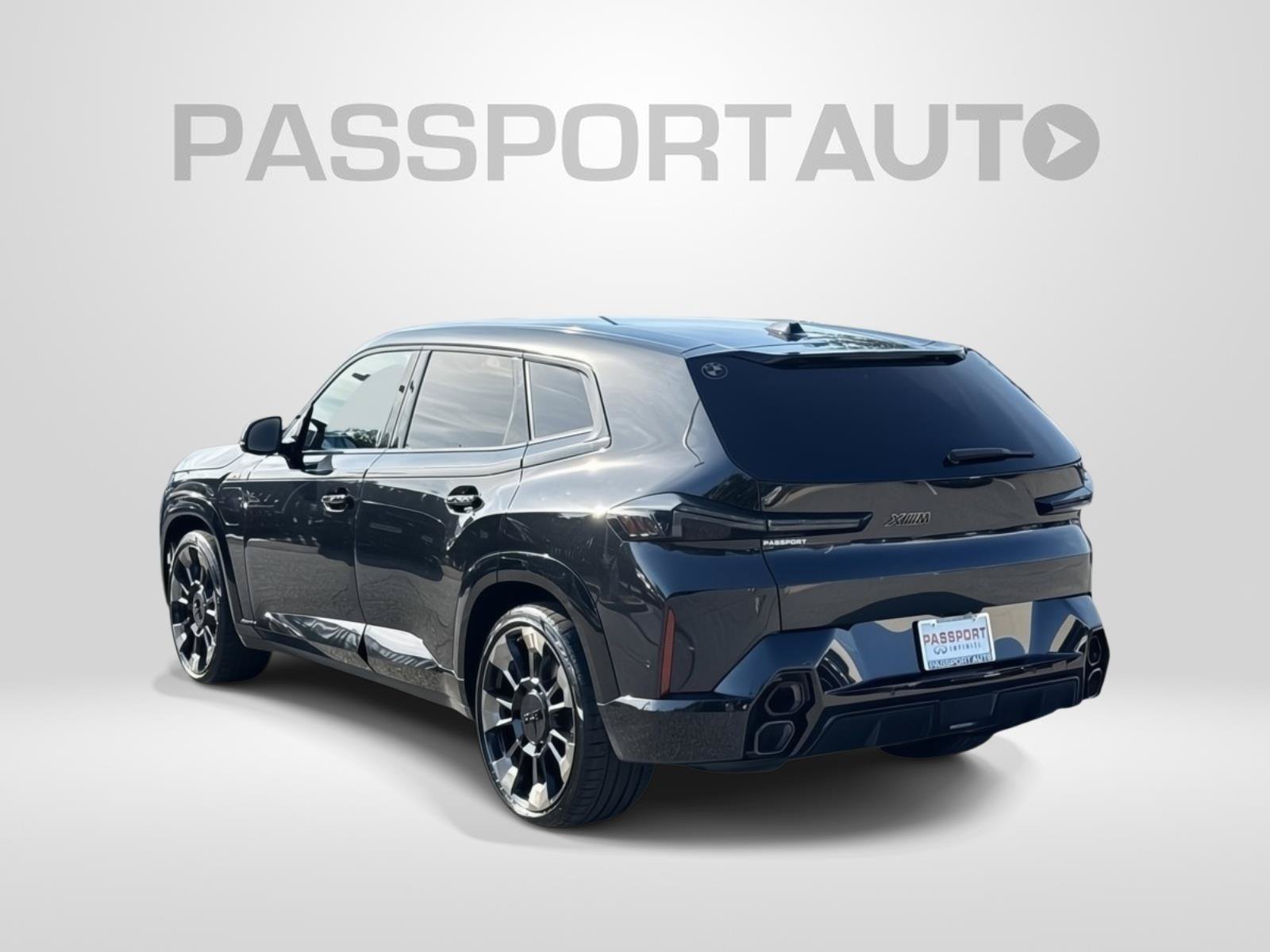 Used 2023 BMW XM AWD/4WD image 3