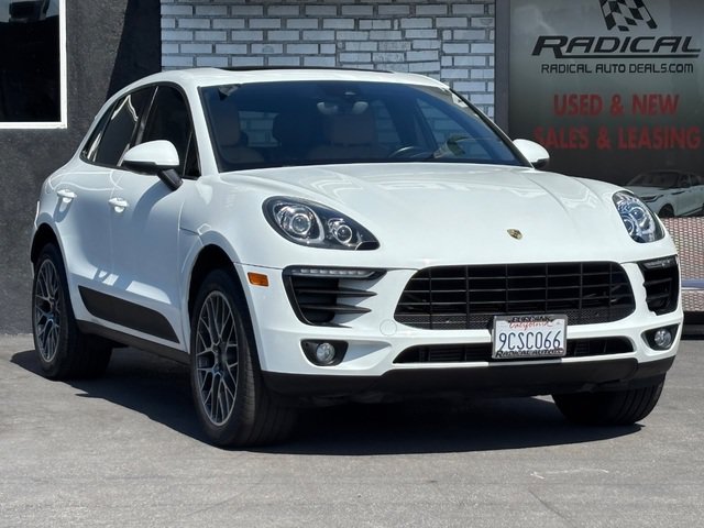 Used 2018 Porsche Macan AWD/4WD image 5